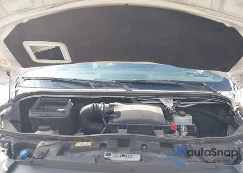 2019 Mercedes-Benz Sprinter 2500 High Roof V6 z USA, uszkodzony, nr VIN WD3PF1CD9KP160898